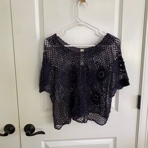 Vintage flower crochet top